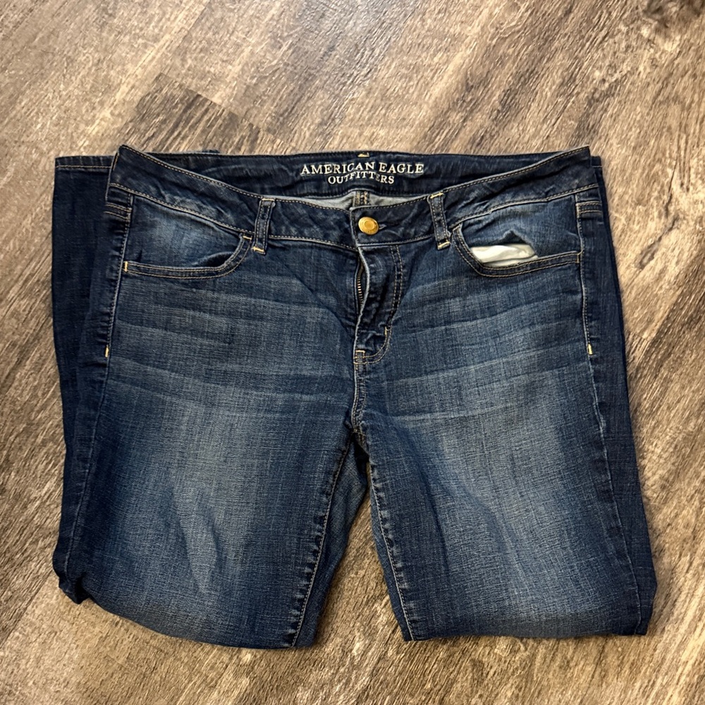 American Eagle Outfitters Women's Dark Wash Straight Leg Jeans